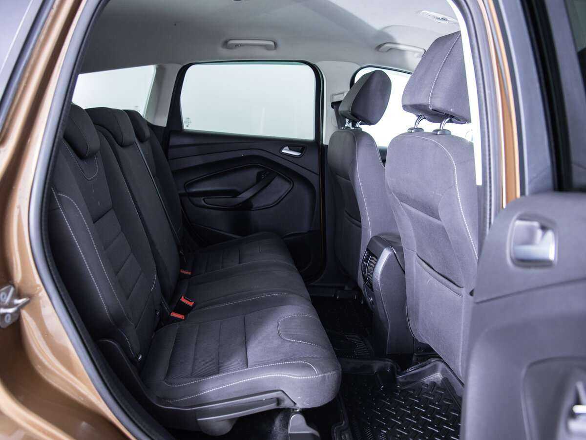 Ford Kuga 2013 года с пробегом. Фото: #19