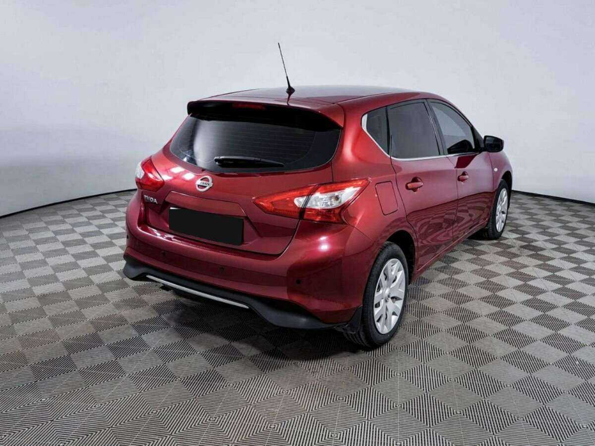 Nissan Tiida 2015 года с пробегом. Фото: #4