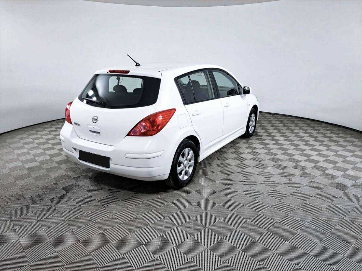 Nissan Tiida 2012 года с пробегом. Фото: #4