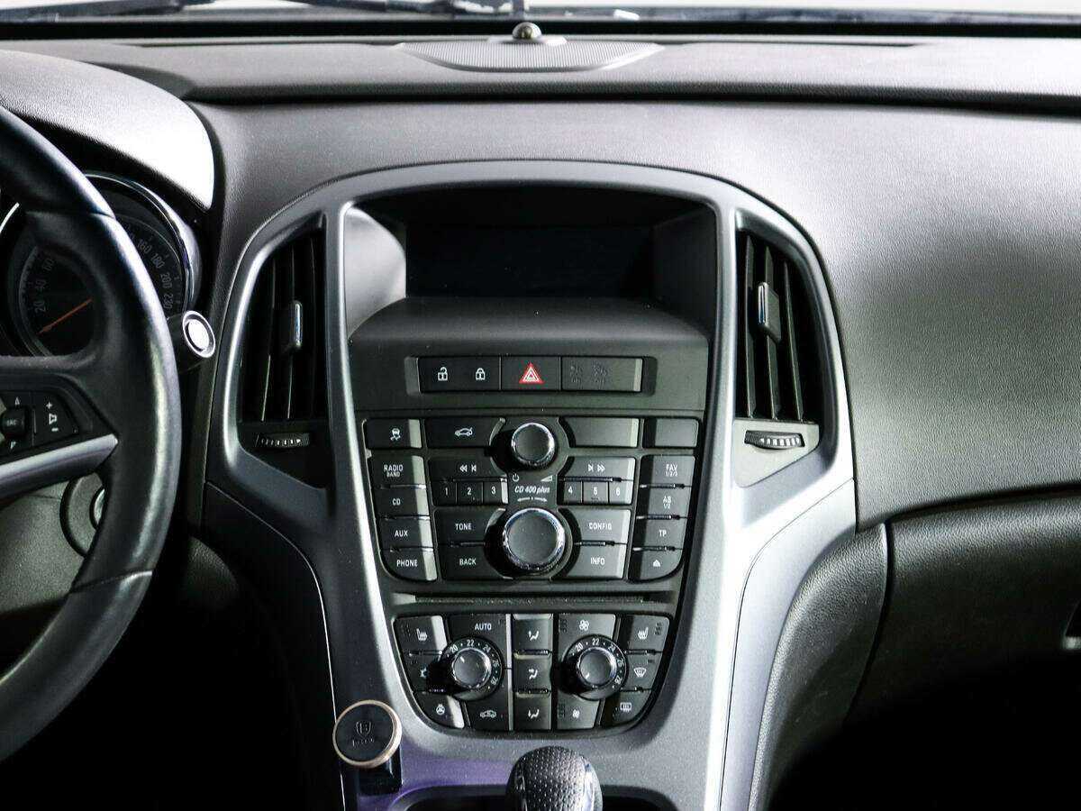 Opel Astra 2014 года с пробегом. Фото: #10