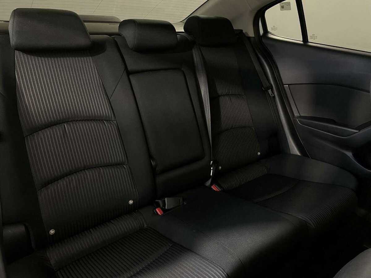 Mazda 3 2014 года с пробегом. Фото: #14