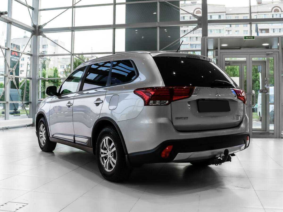 Mitsubishi Outlander 2016 года с пробегом. Фото: #6