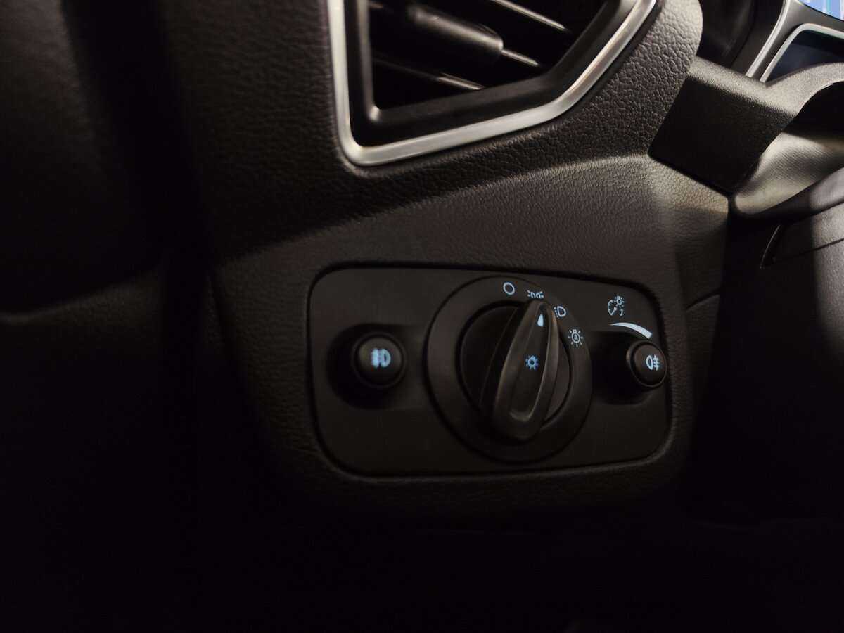 Ford Kuga 2015 года с пробегом. Фото: #21