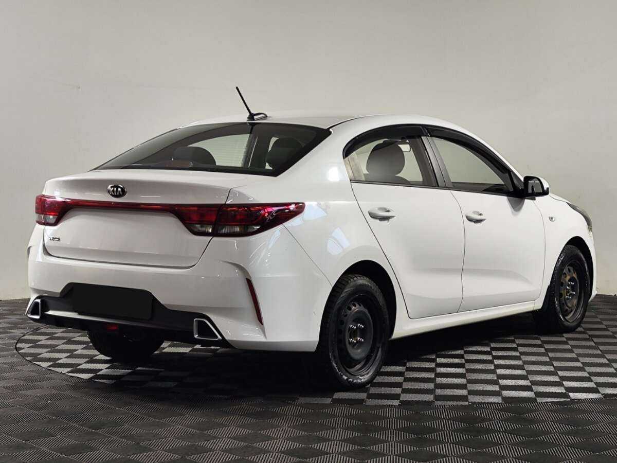 Kia Rio 2021 года с пробегом. Фото: #2