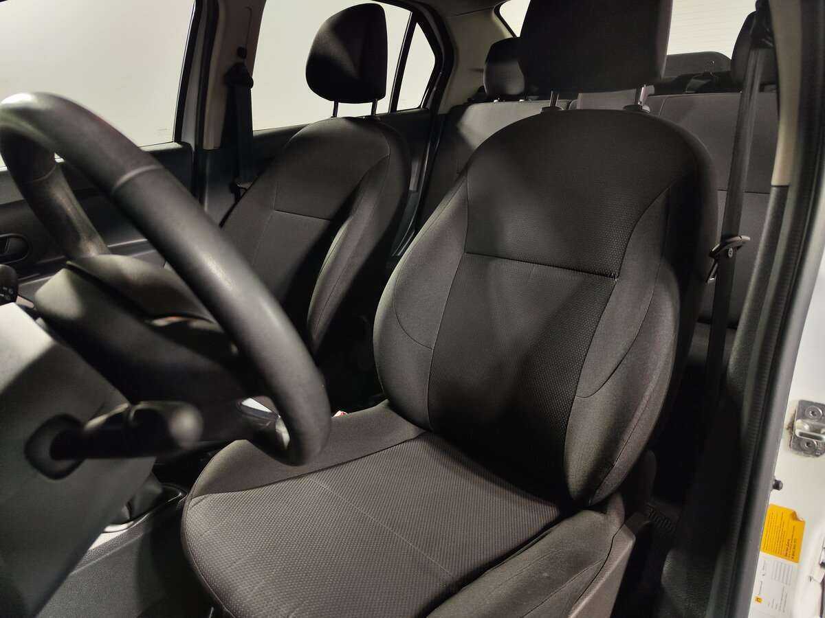 Renault Logan 2019 года с пробегом. Фото: #5