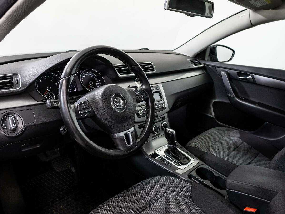 Volkswagen Passat 2012 года с пробегом. Фото: #10