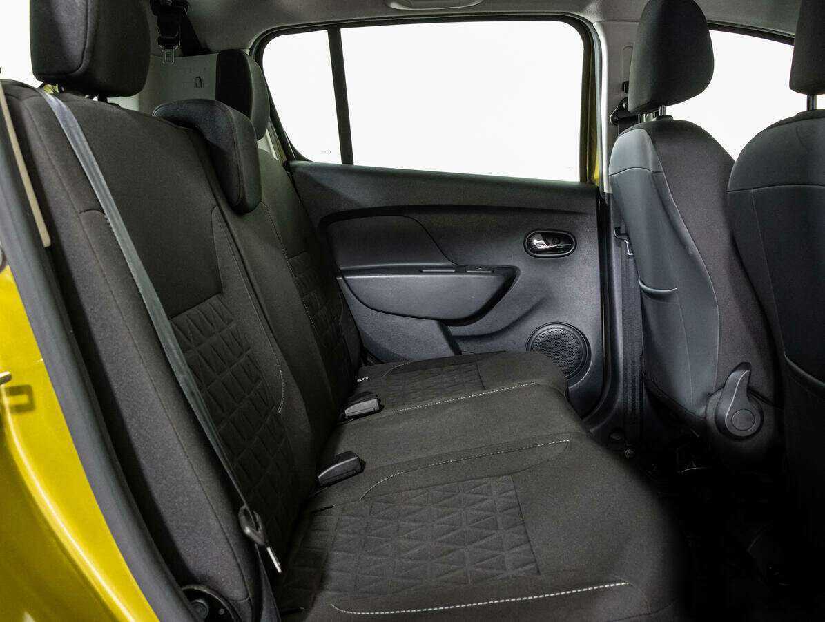 Renault Sandero 2017 года с пробегом. Фото: #10