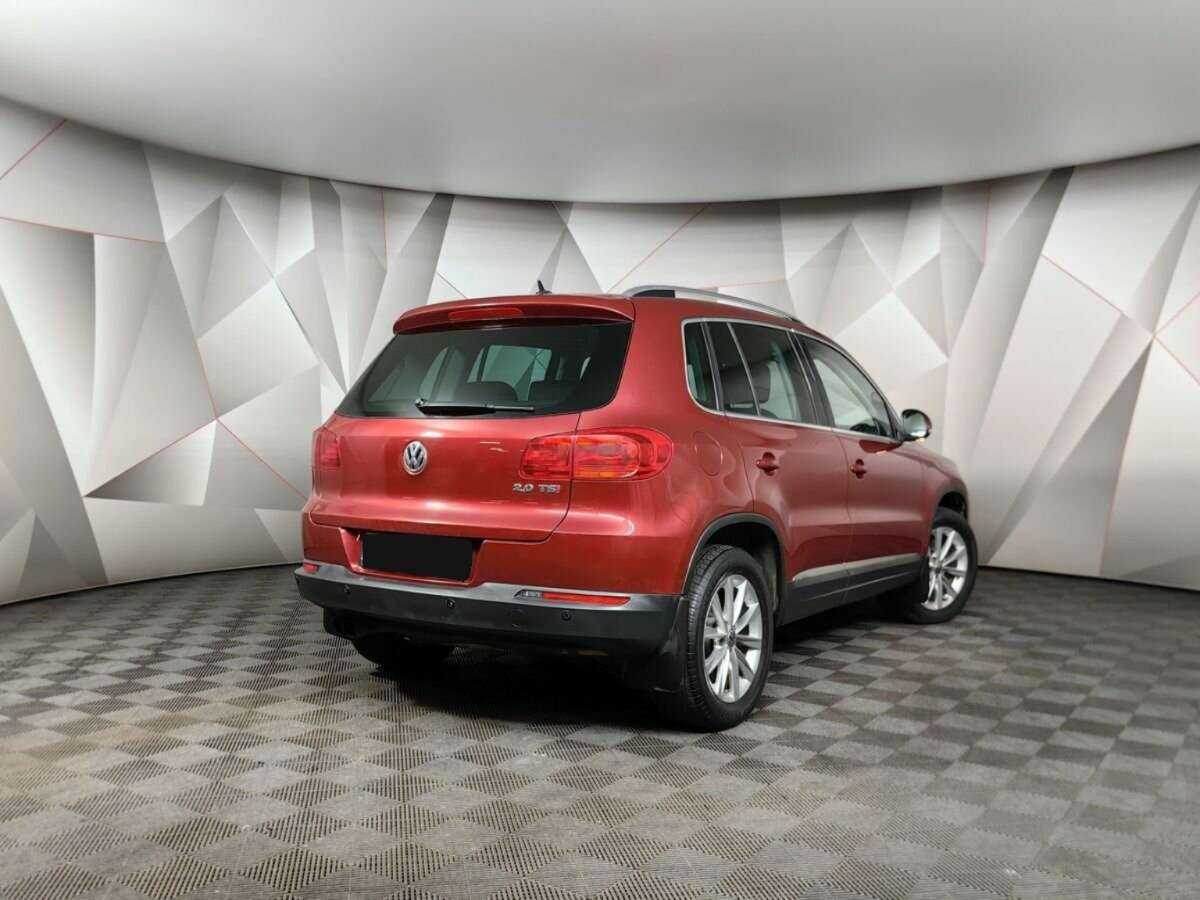 Volkswagen Tiguan 2012 года с пробегом. Фото: #1