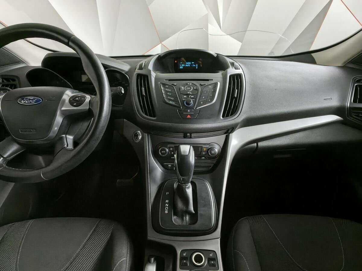 Ford Kuga 2015 года с пробегом. Фото: #9