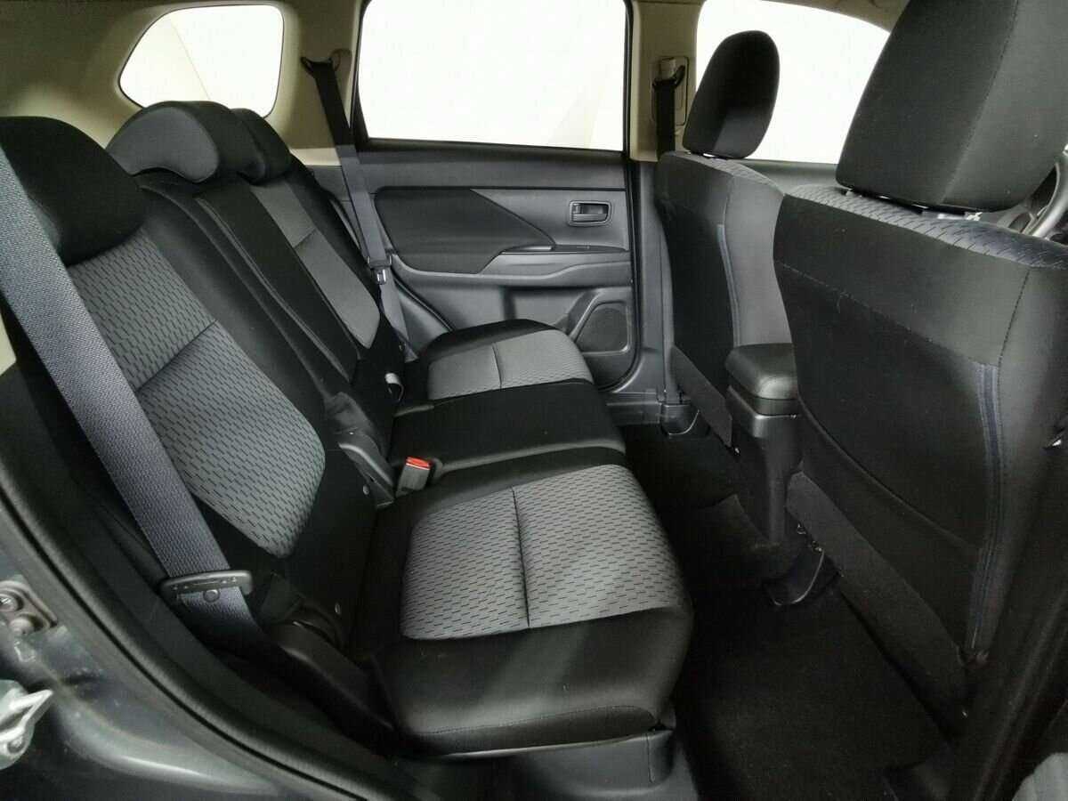 Mitsubishi Outlander 2014 года с пробегом. Фото: #11