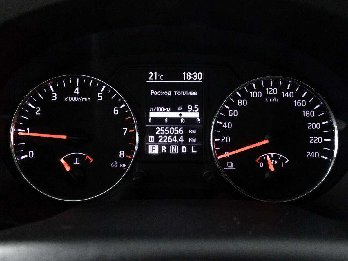 Nissan X-Trail 2013 года с пробегом. Фото: #11