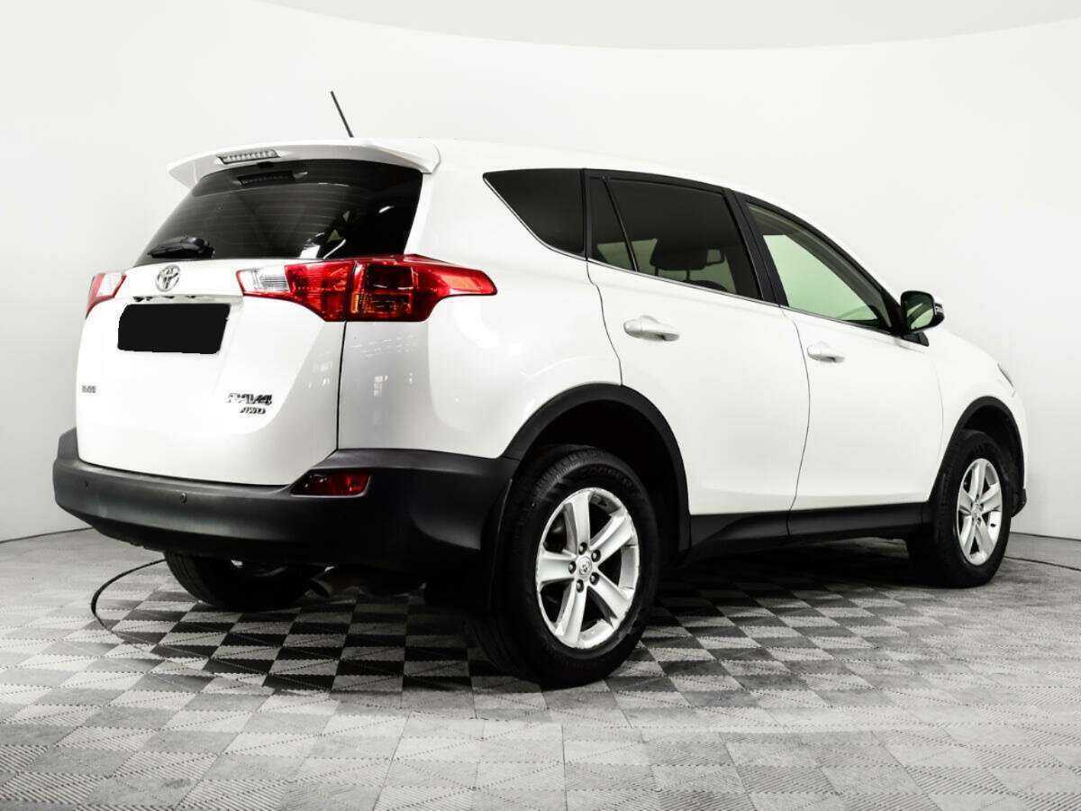 Toyota RAV4 2013 года с пробегом. Фото: #4