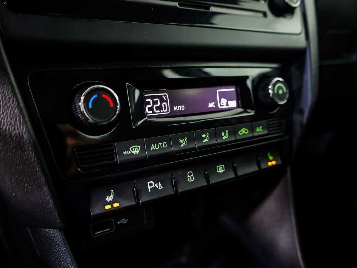 Skoda Rapid 2018 года с пробегом. Фото: #13