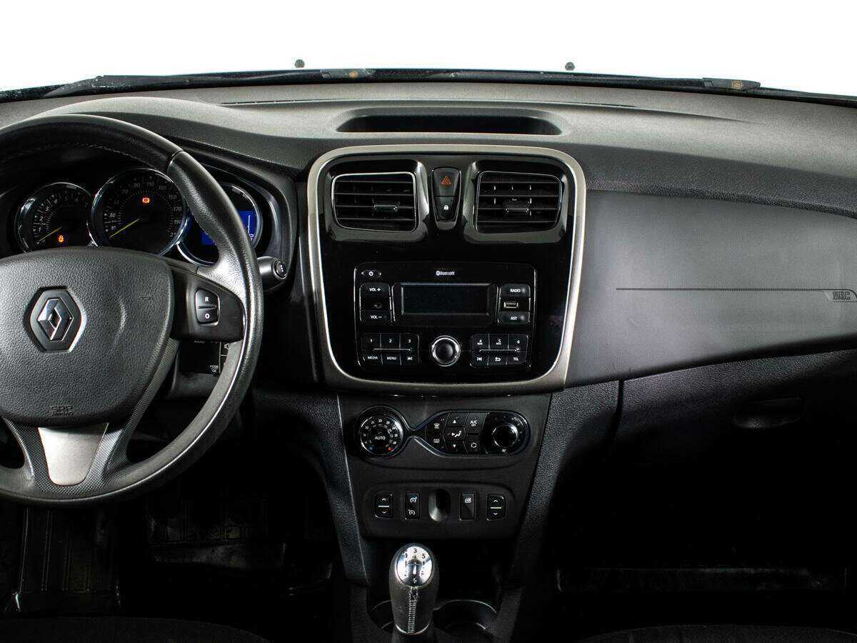 Renault Sandero 2017 года с пробегом. Фото: #9