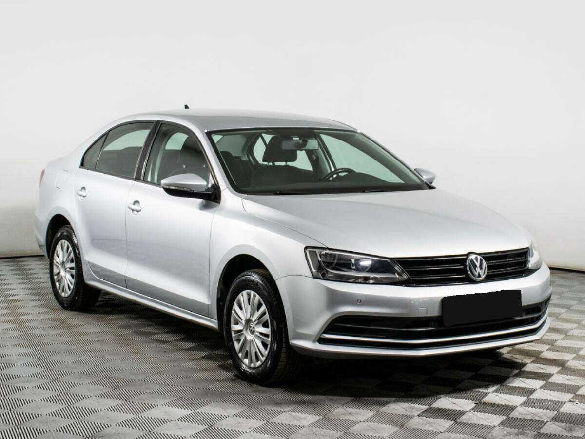 Volkswagen Jetta 2018 года с пробегом. Фото: #2