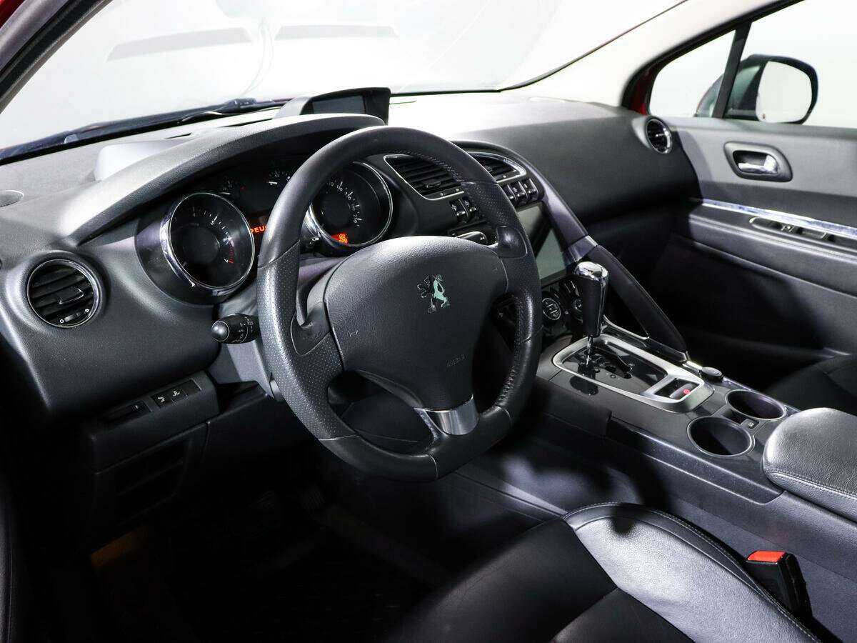 Peugeot 3008 2012 года с пробегом. Фото: #11