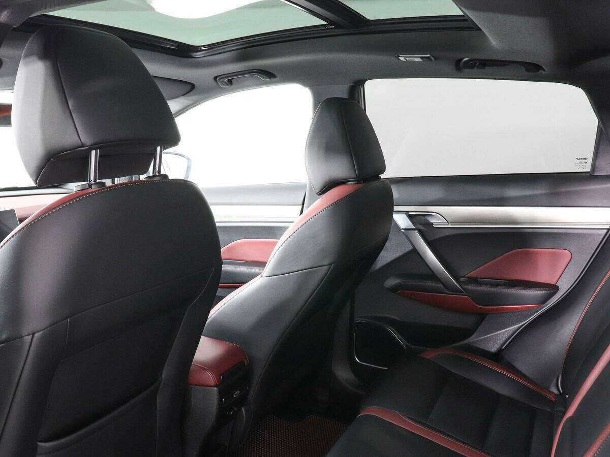 Geely Coolray 2020 года с пробегом. Фото: #10