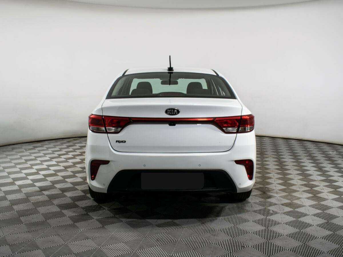 Kia Rio 2018 года с пробегом. Фото: #4