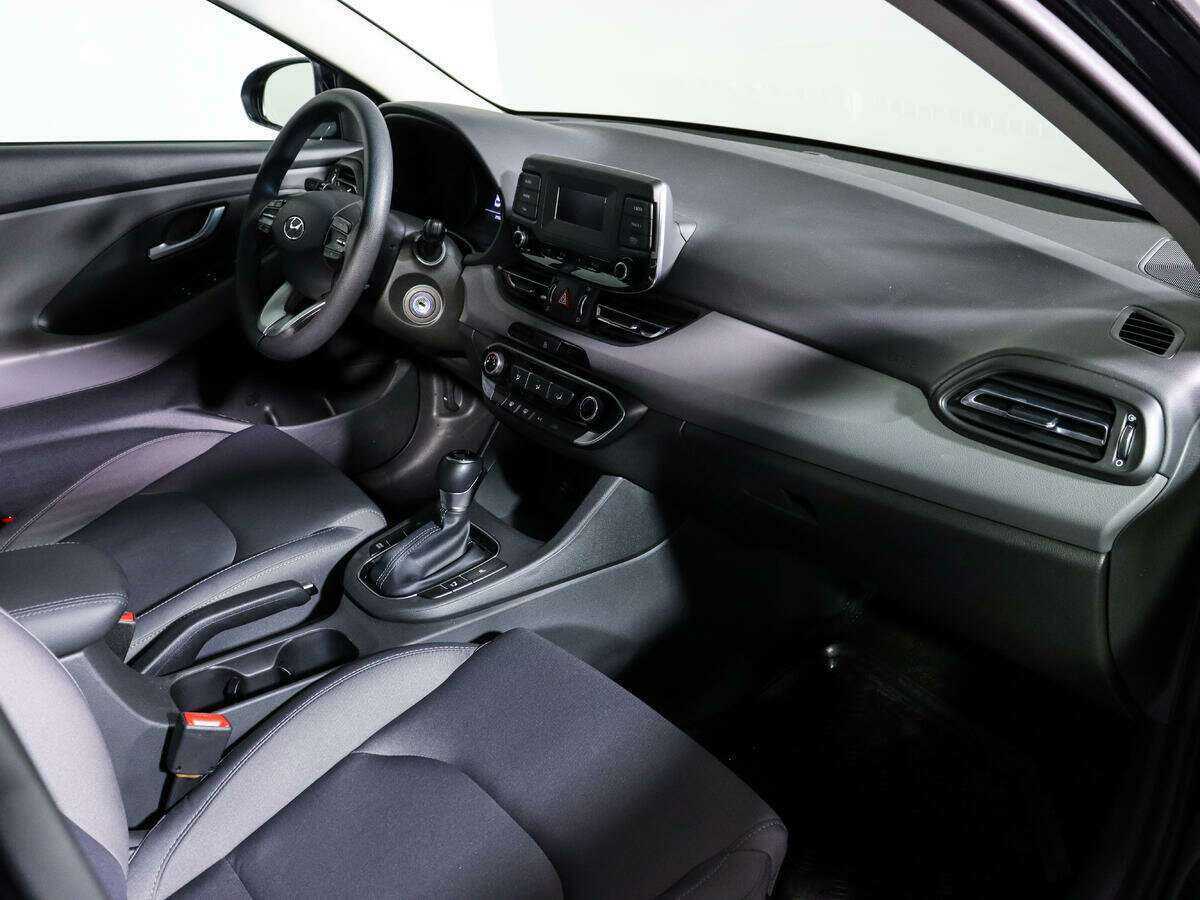 Hyundai i30 2022 года с пробегом. Фото: #6