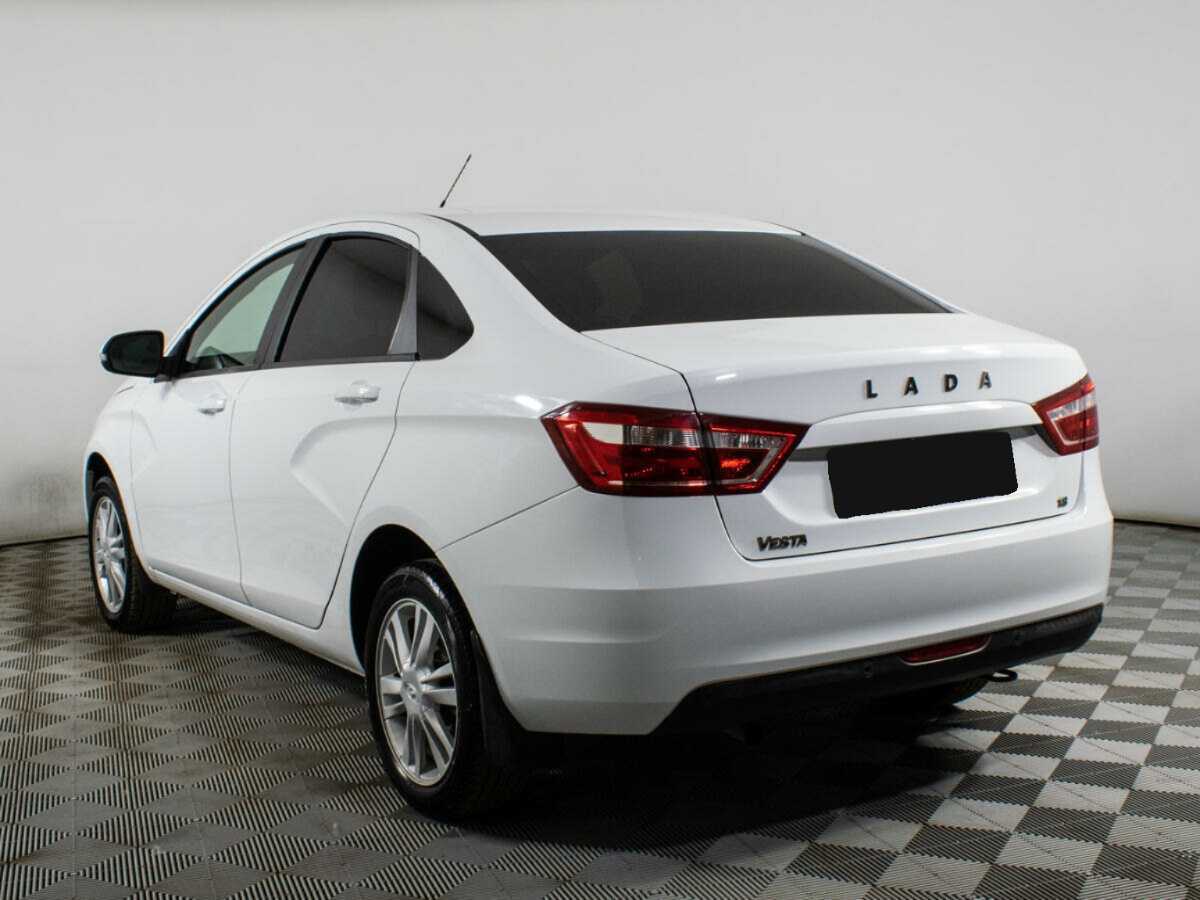 Lada (ВАЗ) Vesta 2018 года с пробегом. Фото: #5