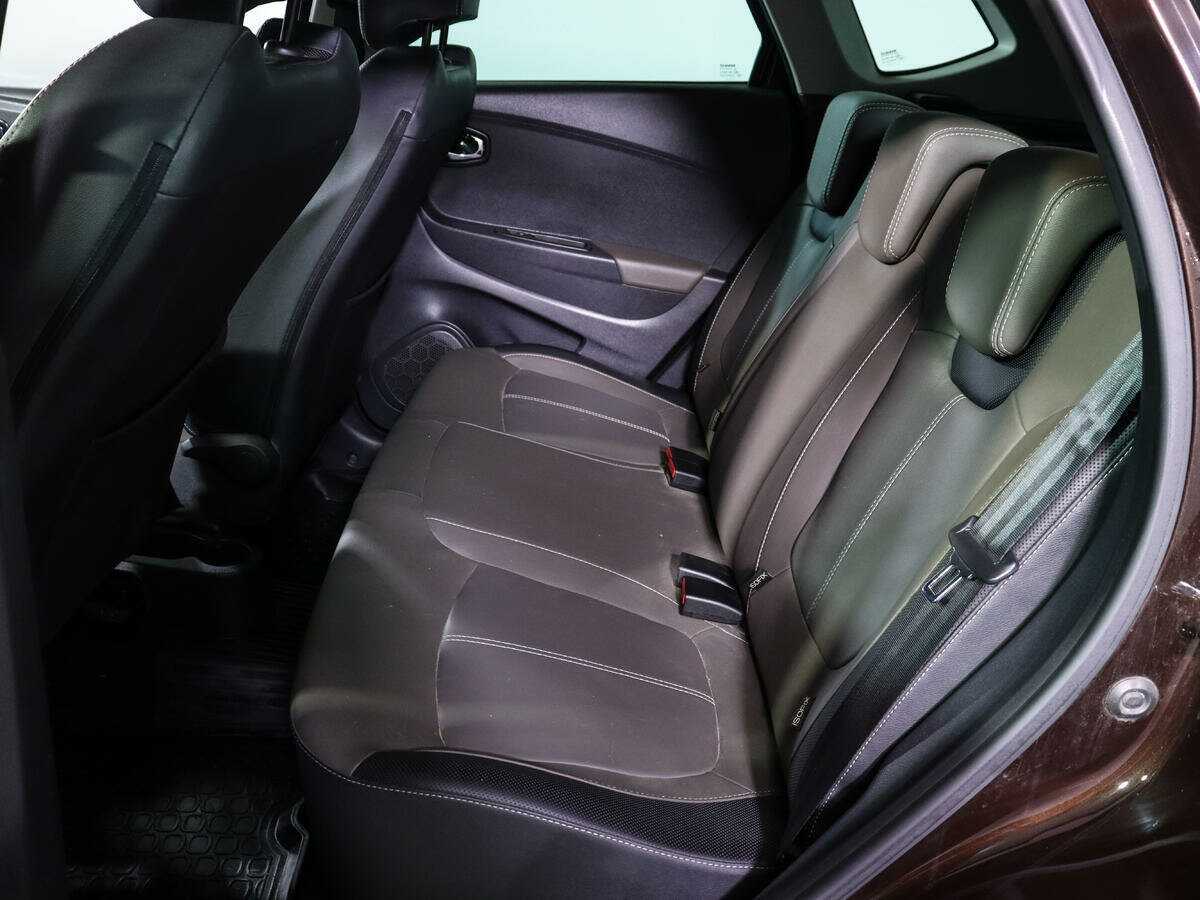 Renault Kaptur 2017 года с пробегом. Фото: #7