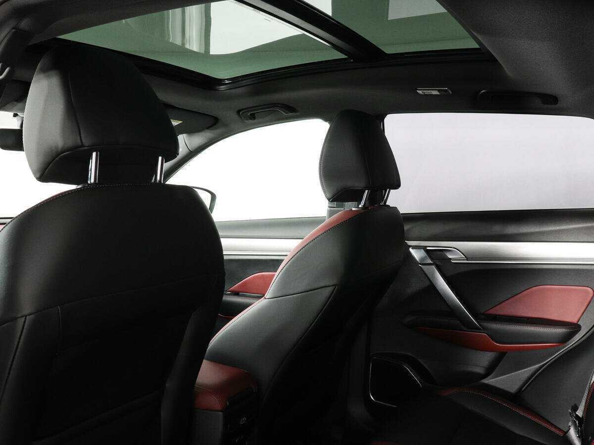 Geely Coolray 2022 года с пробегом. Фото: #11