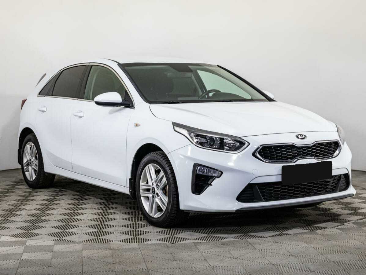 Kia Ceed 2019 года с пробегом. Фото: #2