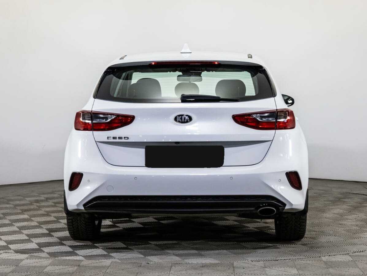 Kia Ceed 2019 года с пробегом. Фото: #5