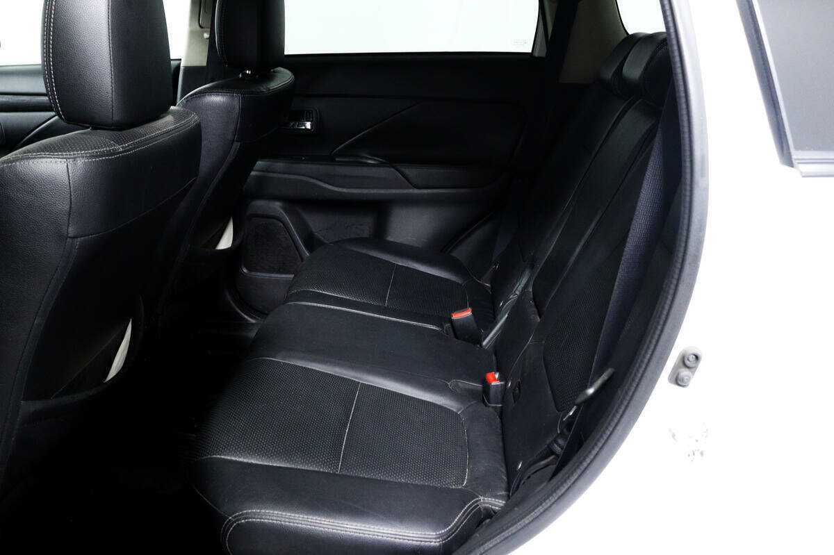 Mitsubishi Outlander 2016 года с пробегом. Фото: #11