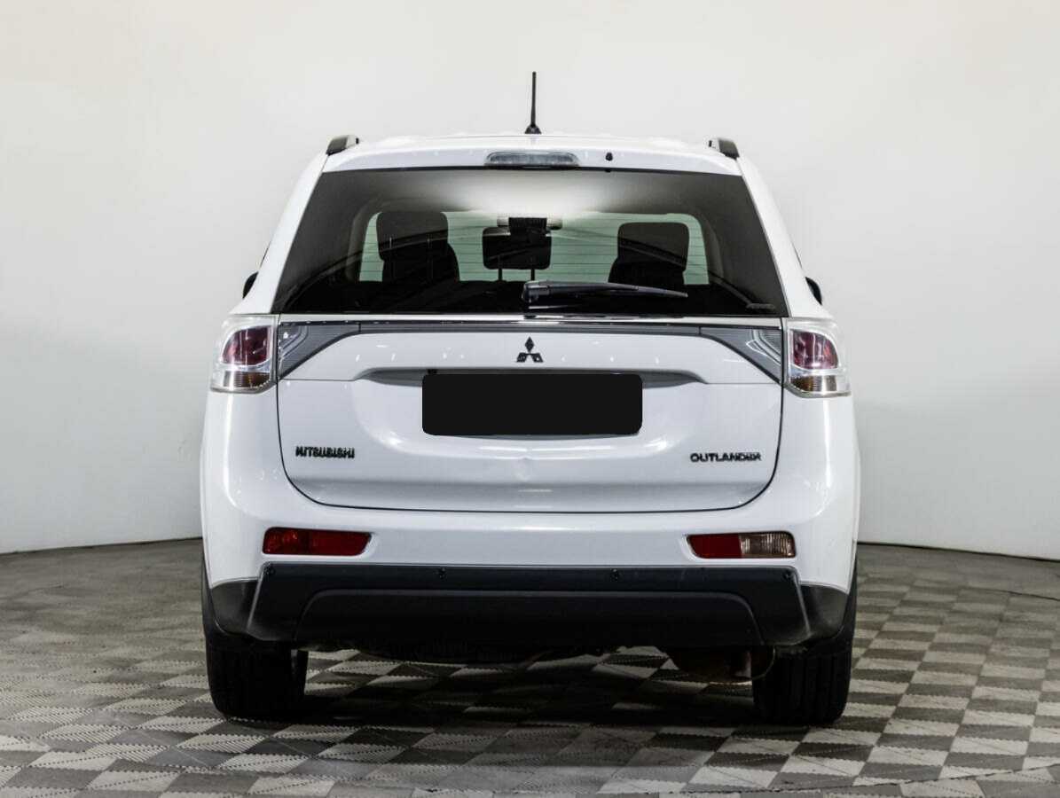 Mitsubishi Outlander 2014 года с пробегом. Фото: #5