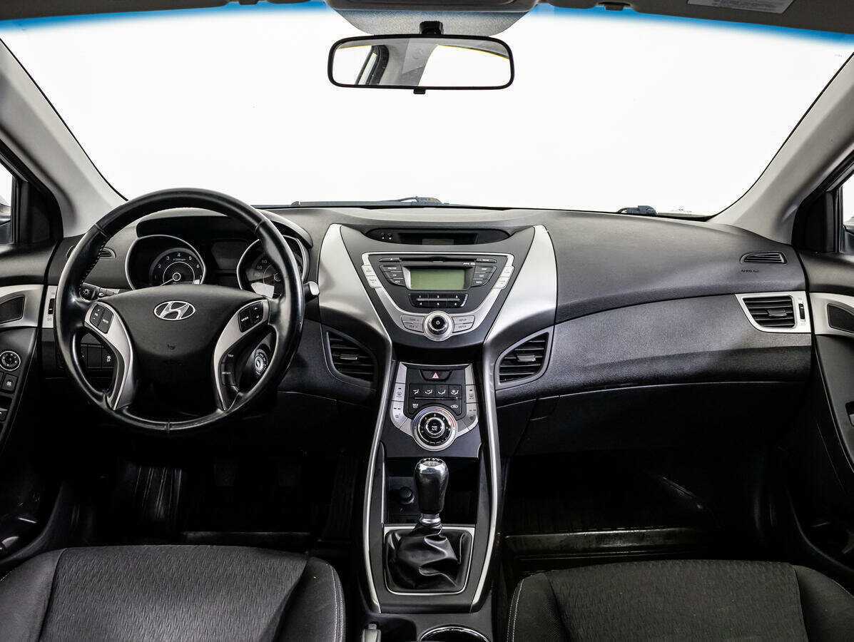 Hyundai Elantra 2013 года с пробегом. Фото: #12