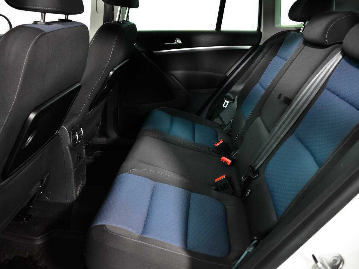 Volkswagen Tiguan 2013 года с пробегом. Фото: #9