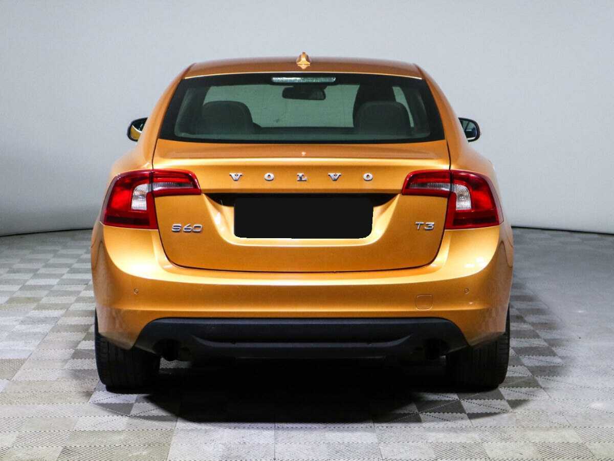 Volvo S60 2012 года с пробегом. Фото: #4