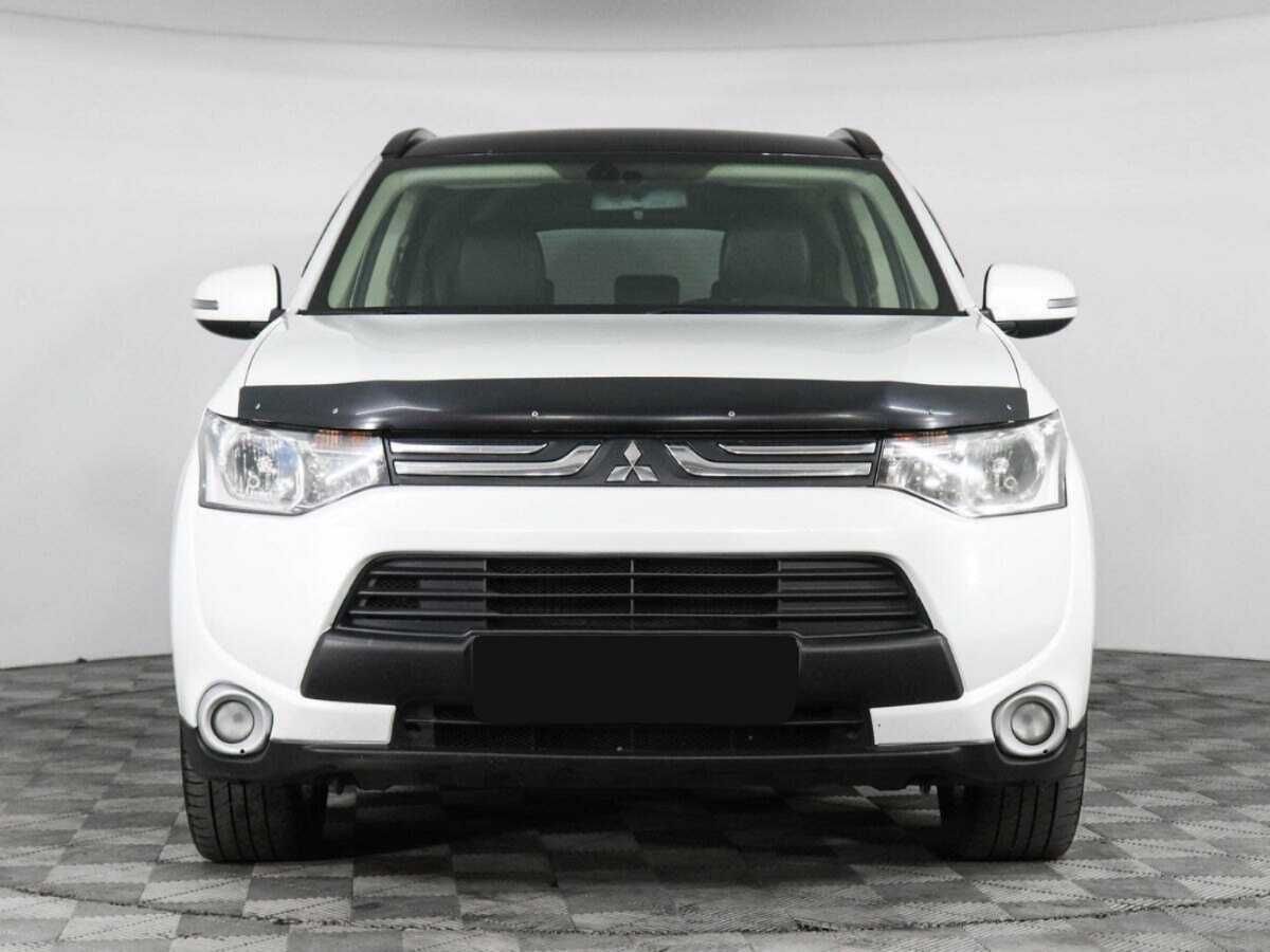 Mitsubishi Outlander 2013 года с пробегом. Фото: #1