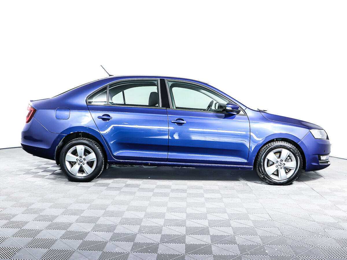 Skoda Rapid 2017 года с пробегом. Фото: #3