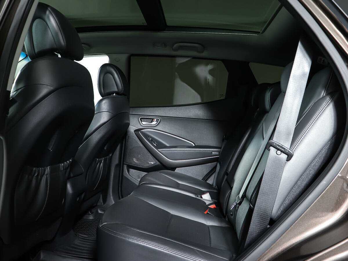 Hyundai Santa Fe 2016 года с пробегом. Фото: #11
