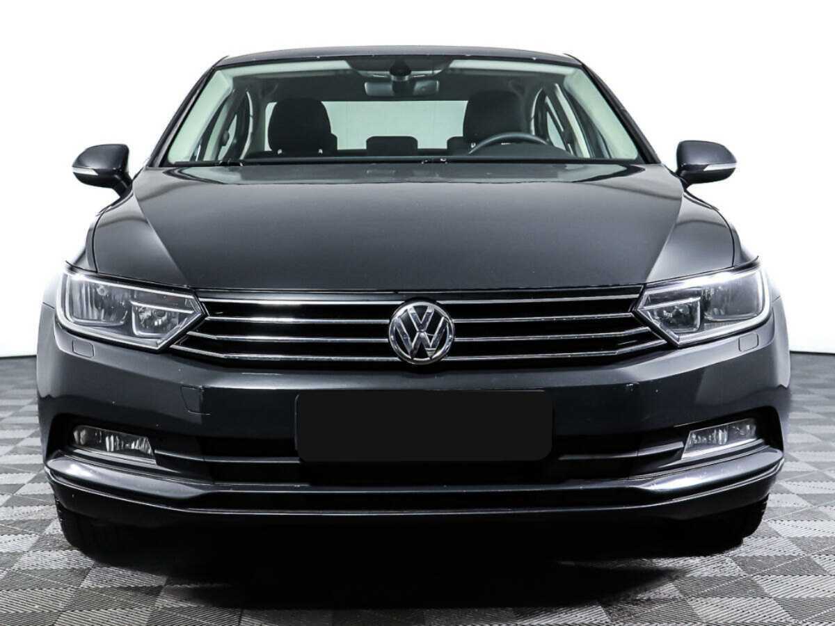 Volkswagen Passat 2017 года с пробегом. Фото: #1