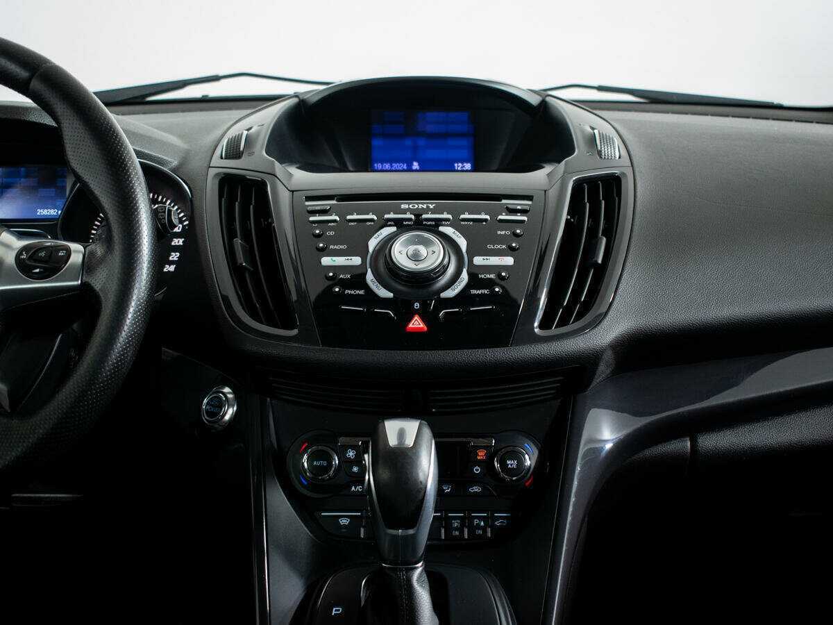 Ford Kuga 2013 года с пробегом. Фото: #9