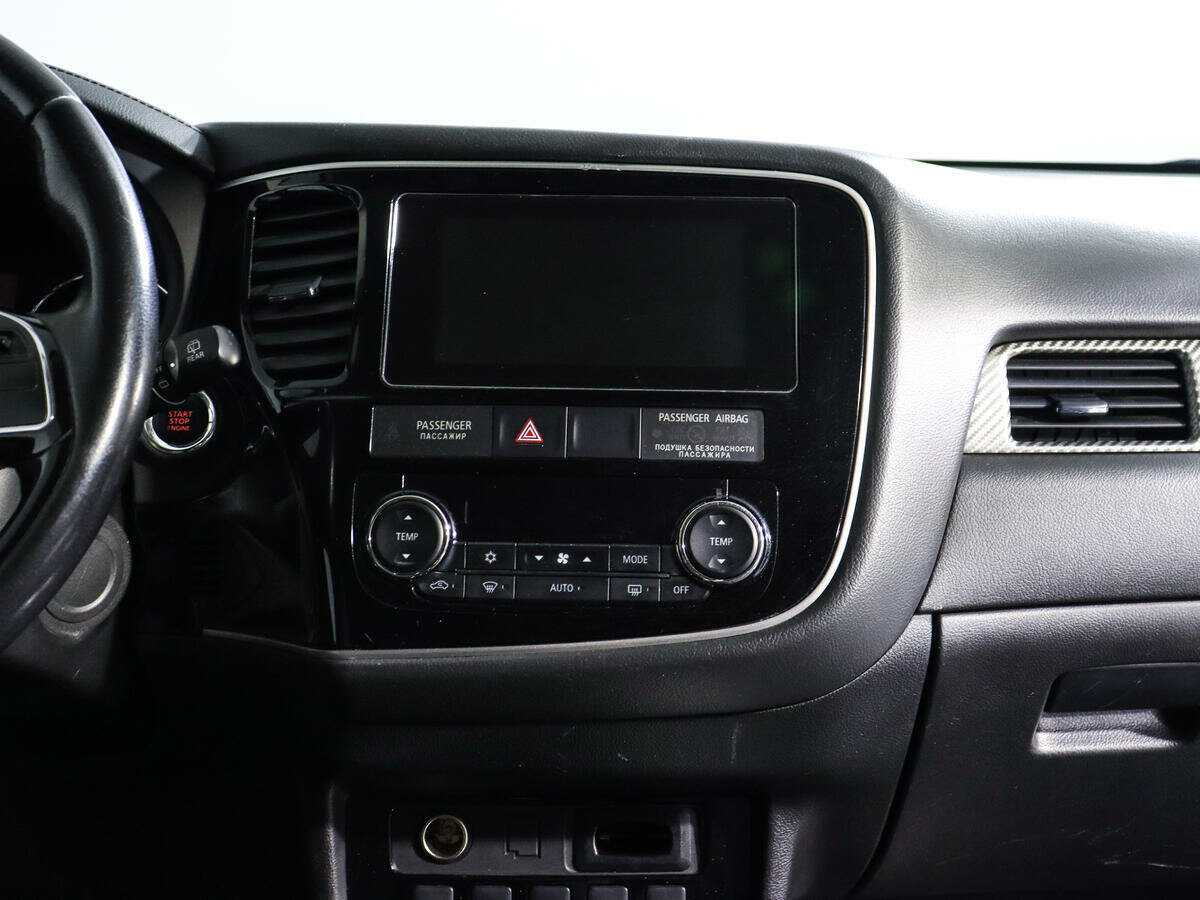 Mitsubishi Outlander 2018 года с пробегом. Фото: #10