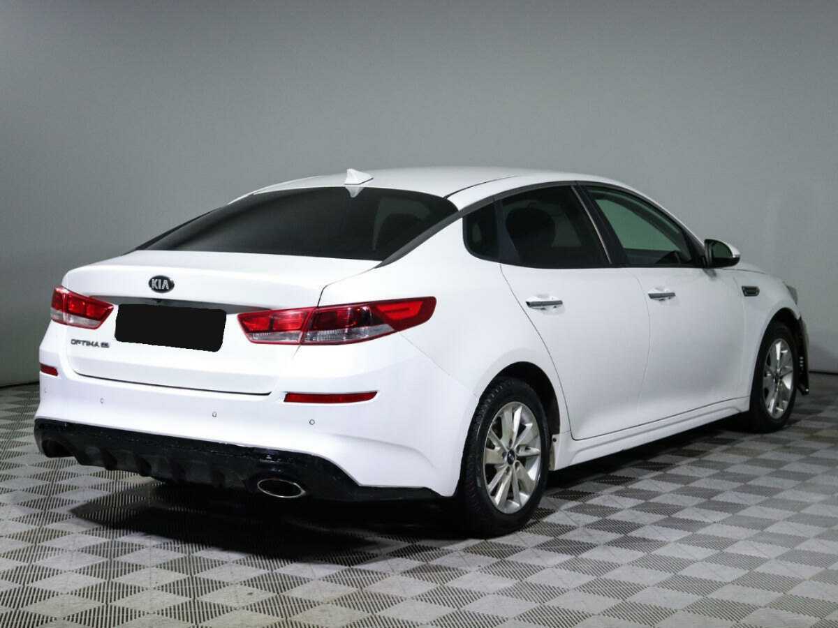 Kia Optima 2018 года с пробегом. Фото: #3