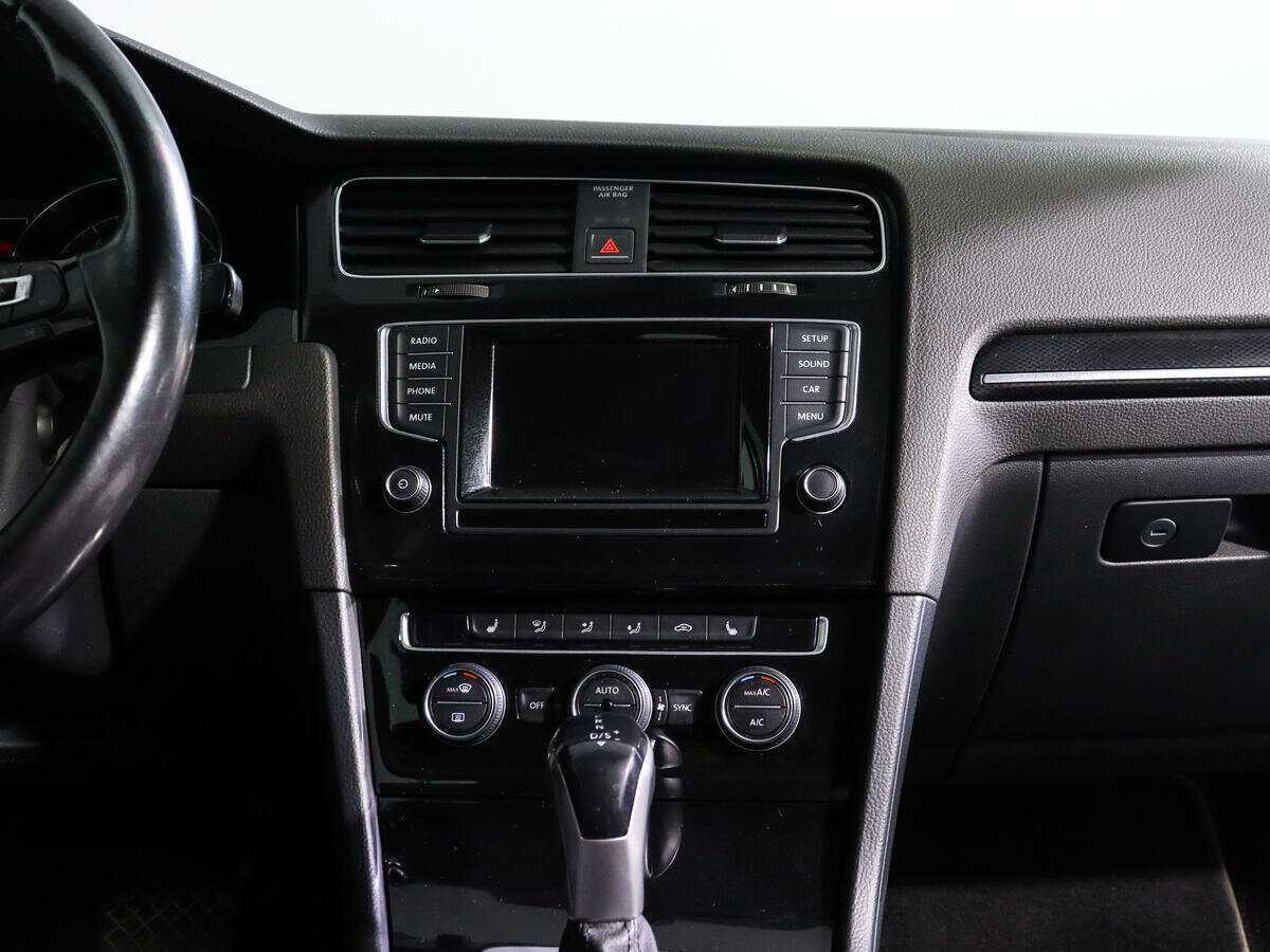 Volkswagen Golf 2013 года с пробегом. Фото: #10