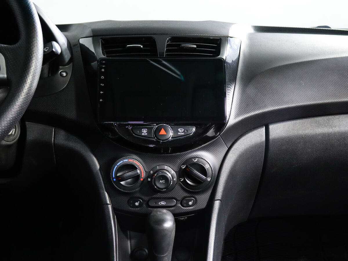 Hyundai Solaris 2012 года с пробегом. Фото: #12