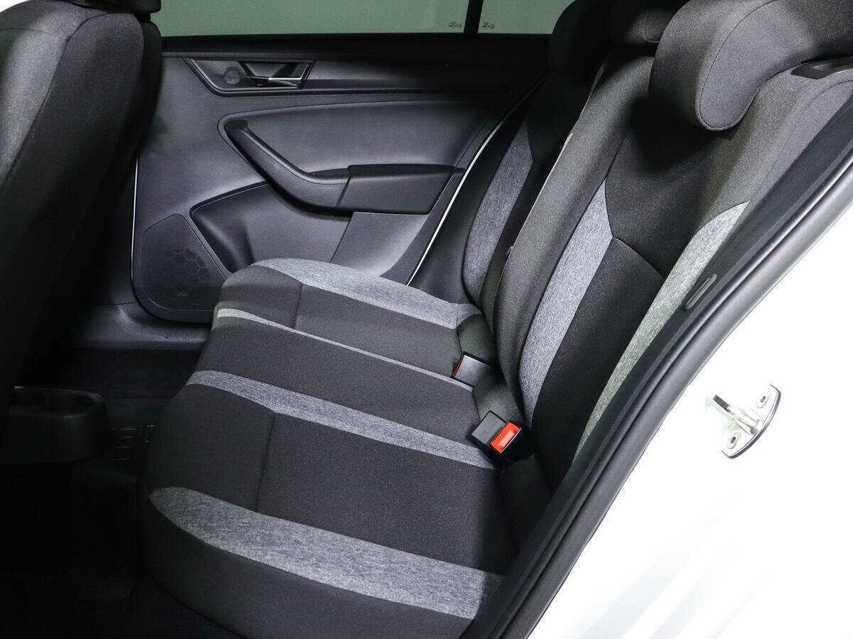 Skoda Rapid 2021 года с пробегом. Фото: #8