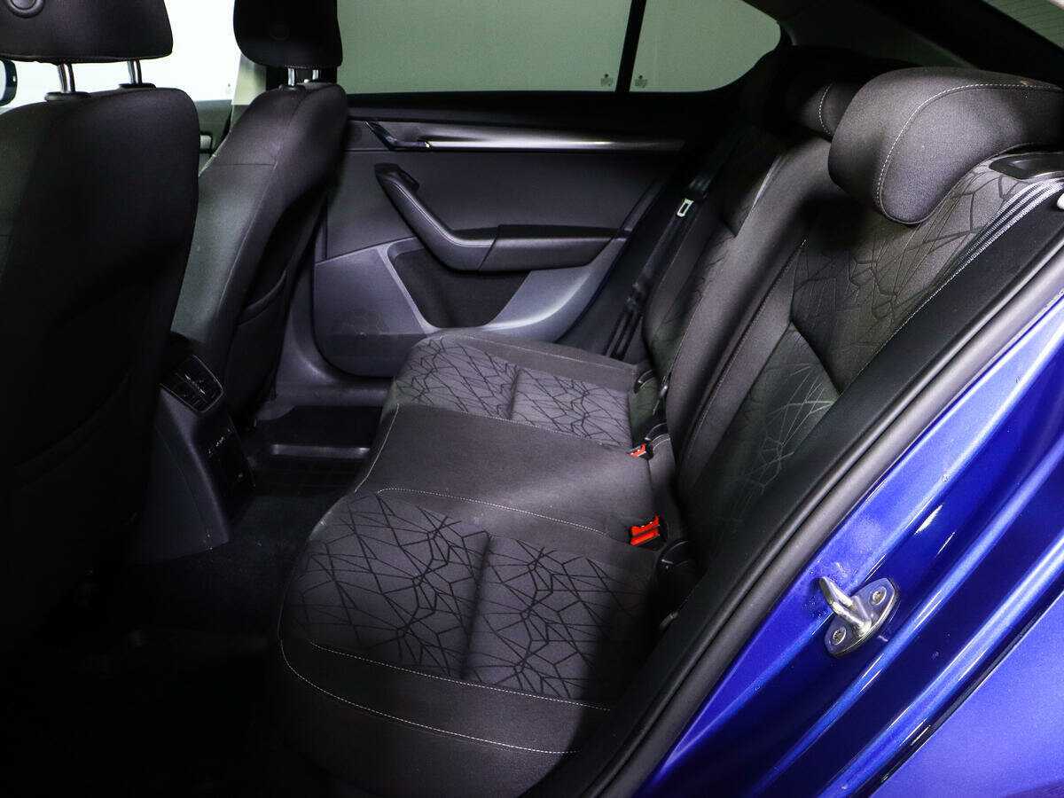 Skoda Octavia 2020 года с пробегом. Фото: #9