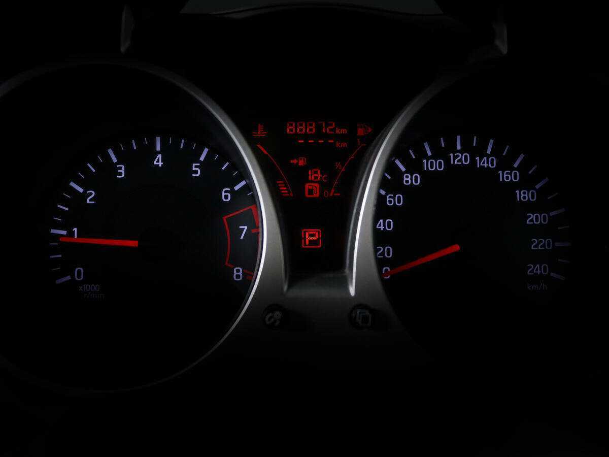 Nissan Juke 2014 года с пробегом. Фото: #8