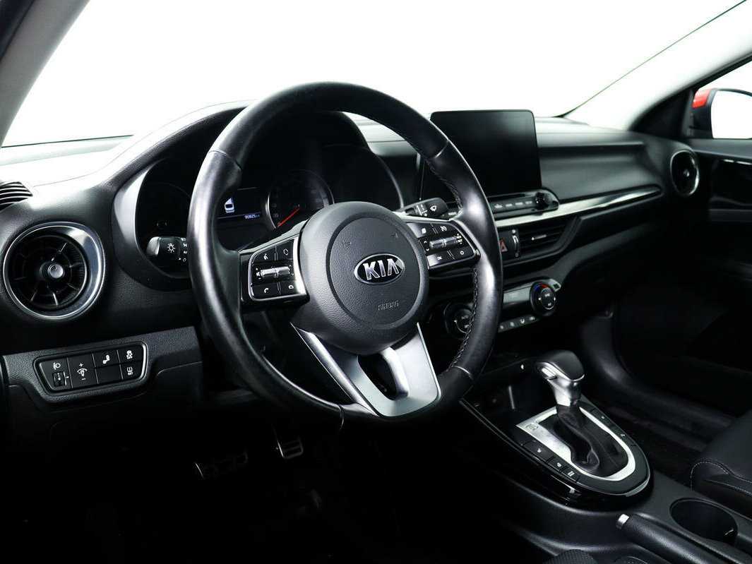 Kia Cerato 2019 года с пробегом. Фото: #11