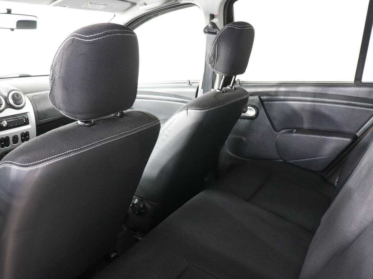 Renault Sandero 2013 года с пробегом. Фото: #7