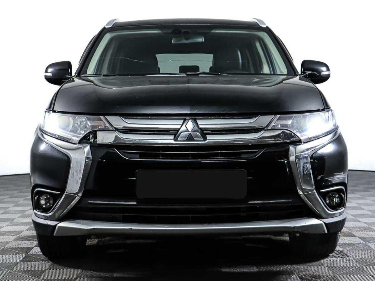 Mitsubishi Outlander 2015 года с пробегом. Фото: #1