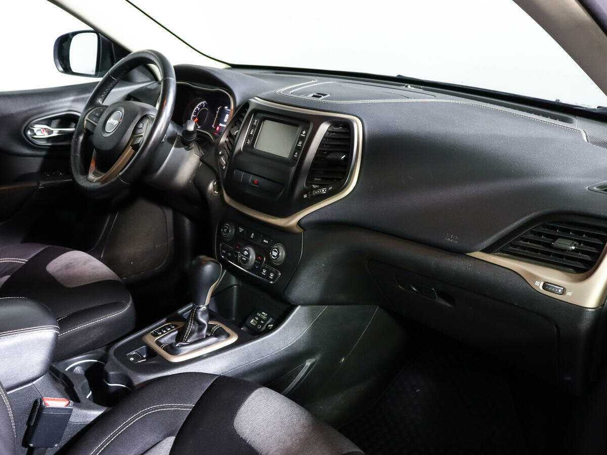 Jeep Cherokee 2014 года с пробегом. Фото: #6
