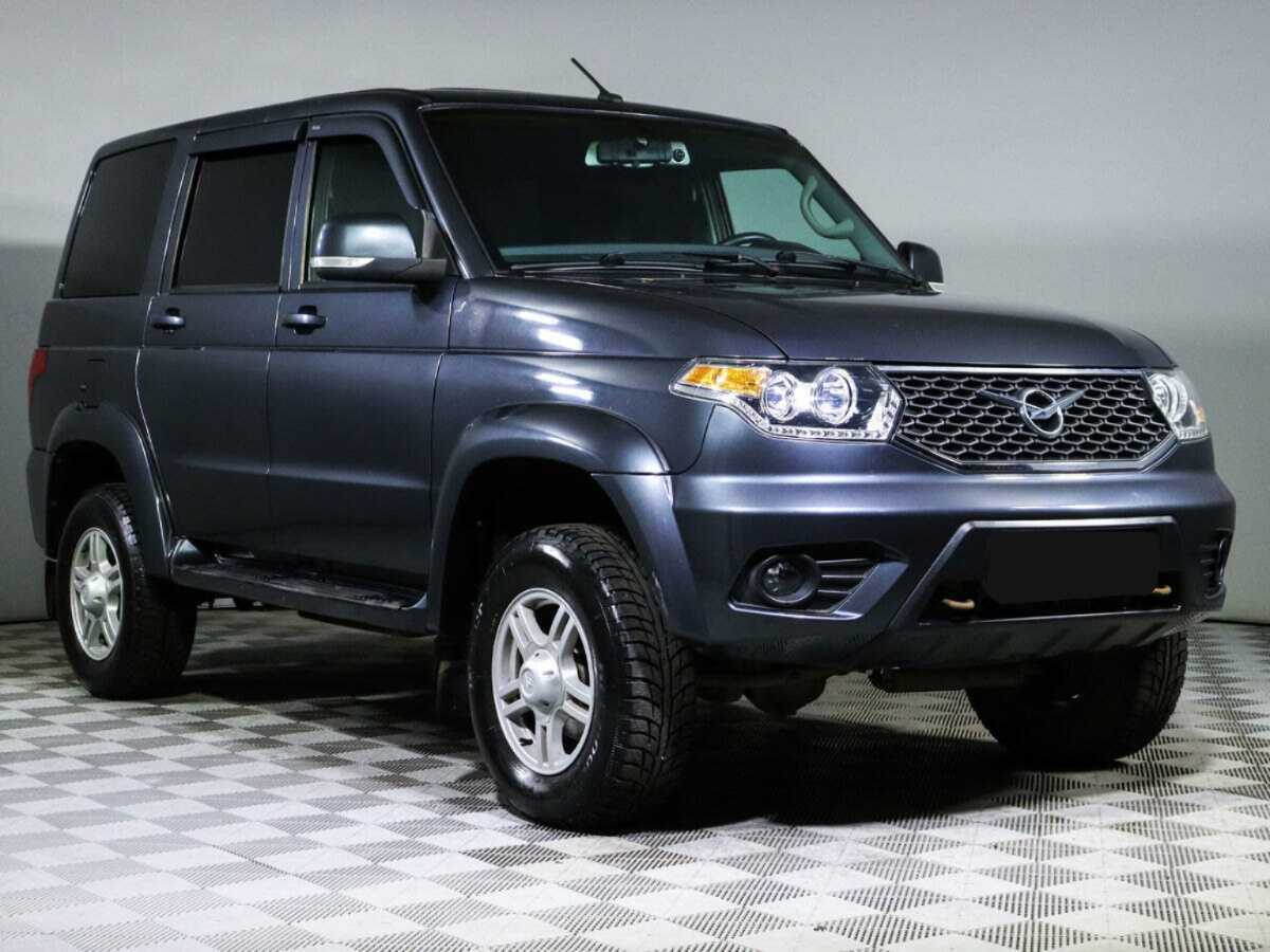 УАЗ Patriot 2018 года с пробегом. Фото: #2